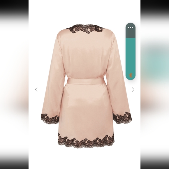 Agent Provocateur’s light pink Amelea pyjama top 2 - Picture 5 of 12